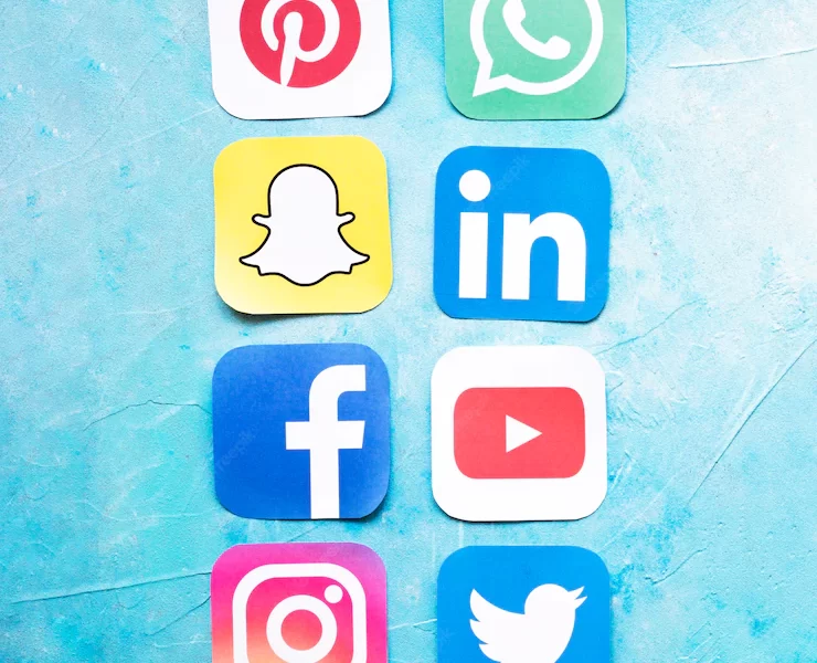 Social media icons arranged in a row over blue background Free Photo Social media icons arranged in a row over blue background Free Photo