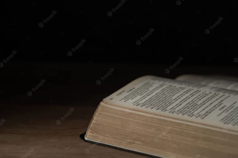 Bible on wood Free Photo