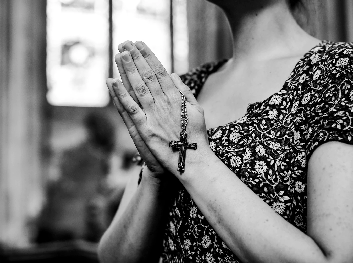Catholic Woman Praying With Rosary Church 53876 137658