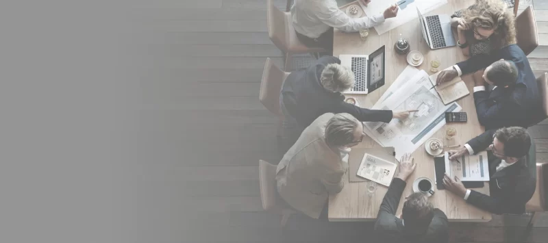 Diverse businesspeople having a meeting Free Photo