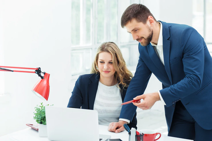 Male Female Office Workers 155003 12596