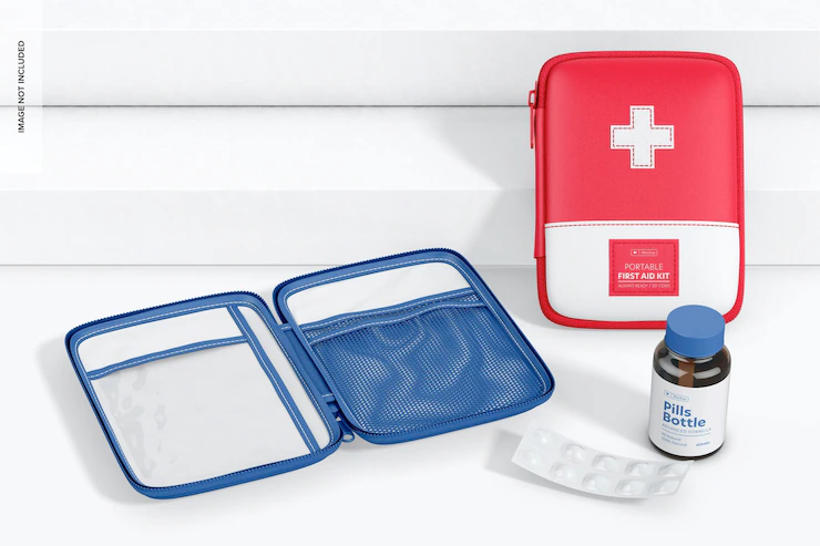 Portable first aid kit mockup, opened and closed Free Psd