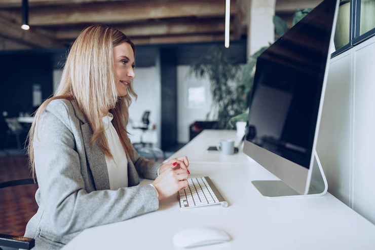 Portrait Young Smart Businesswoman Sitting Her Working Table Office 93675 134061