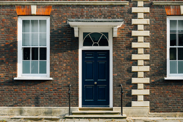 Exterior View British Townhouse Facade 53876 63419