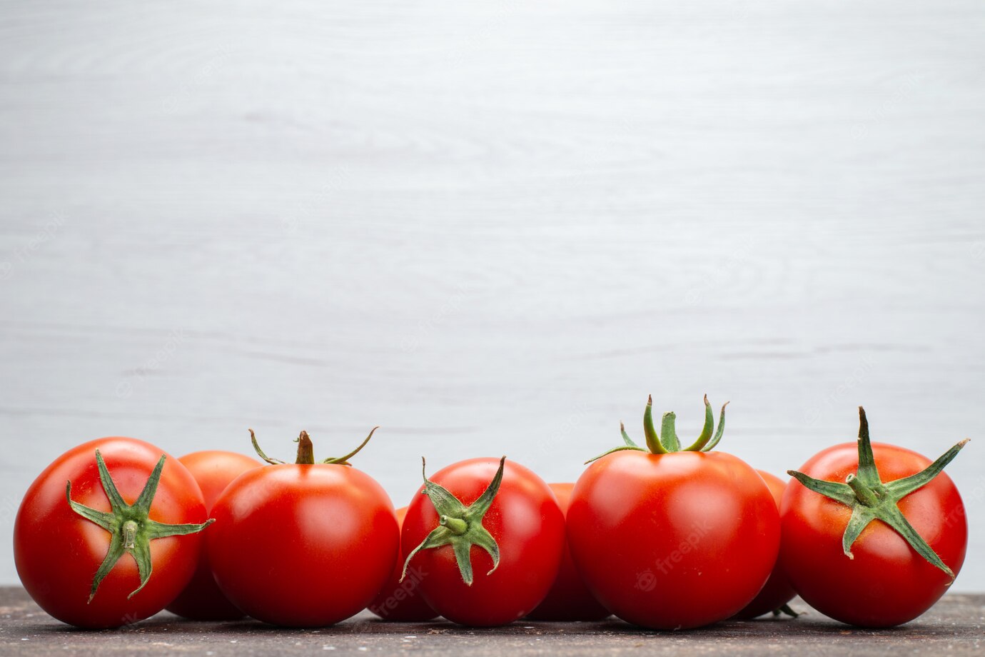 Front Close View Fresh Red Tomatoes Ripe White Background Vegetable Fruit Color Food 140725 23070