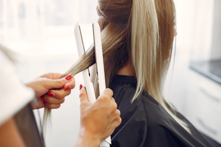 Hairdresser Does Hairstyle Her Client 1157 27203