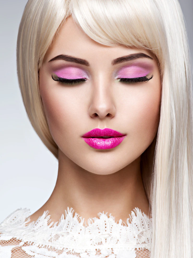 Portrait Beautiful Woman With Pink Make Up White Straight Hairs Face Fashion Model With Pink Lipstick 186202 7421