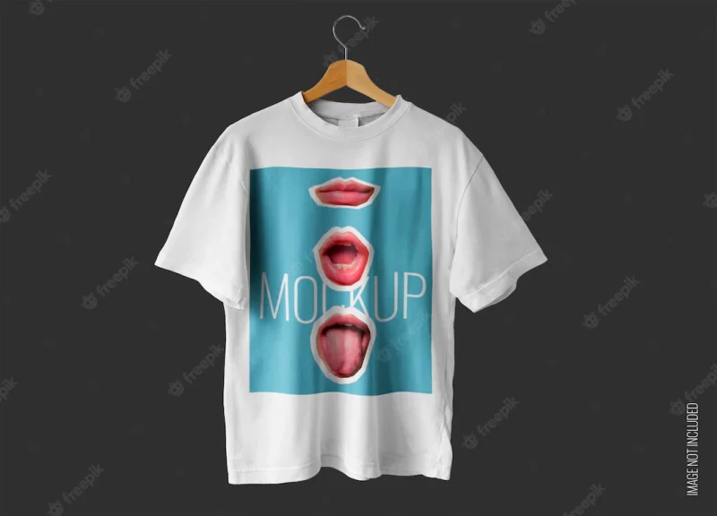 White t-shirt mockup Free Psd