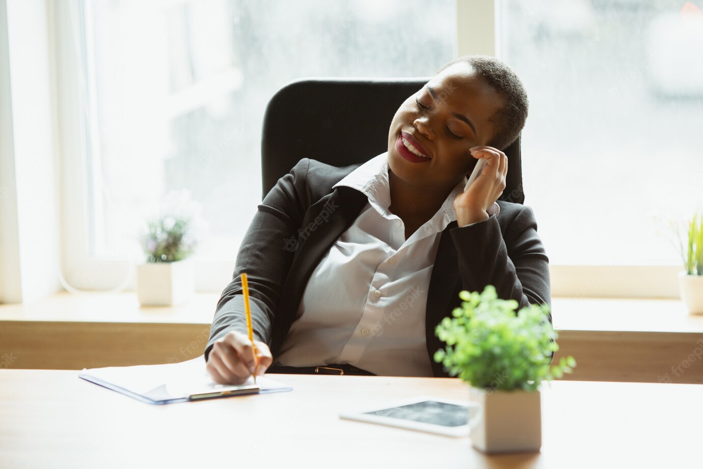 African American Businesswoman Office Attire Smiling Looks Confident Happy Busy 155003 7473