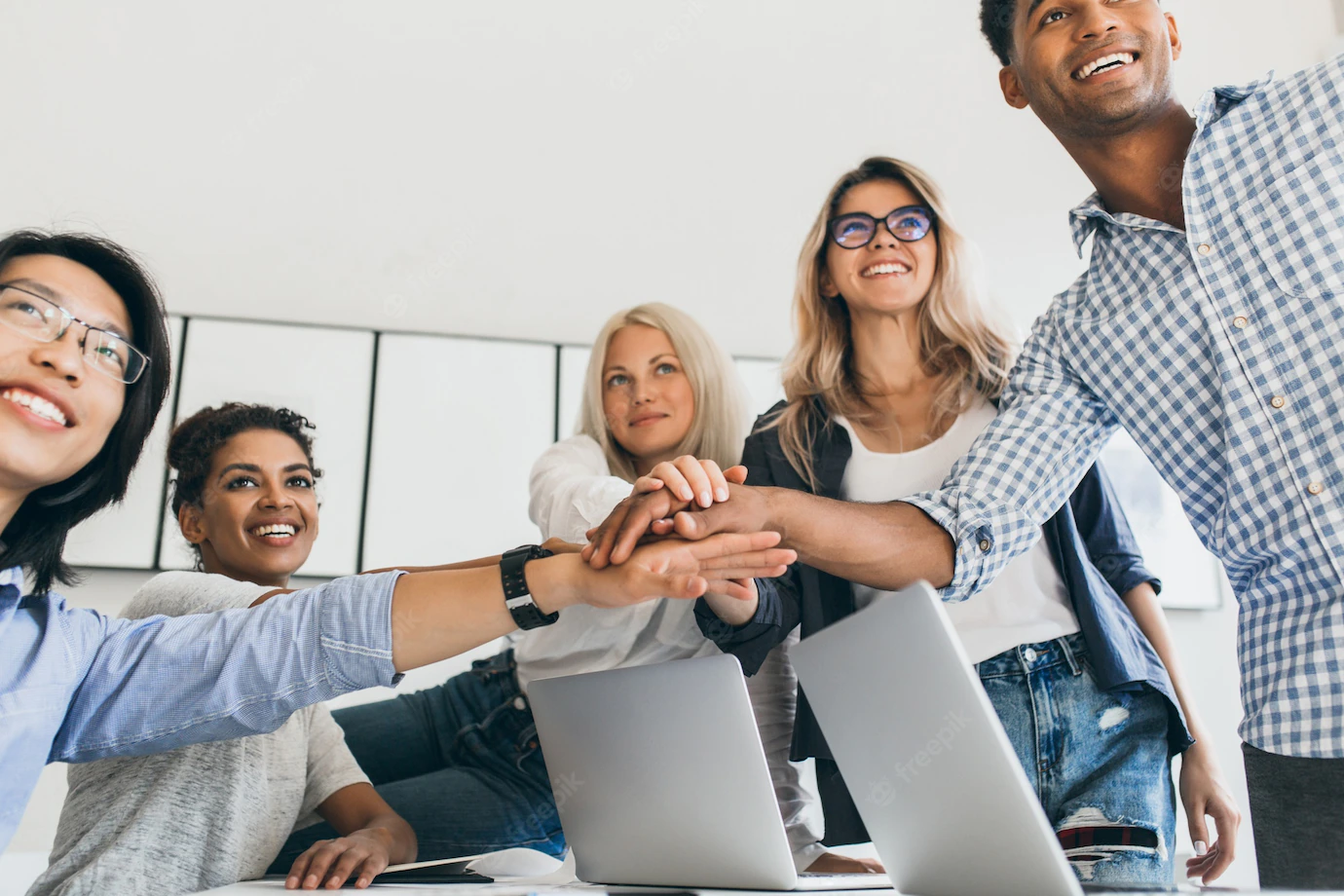 Asian Businessman Leather Wristwatch Holding Hands With Partners Smiling Indoor Portrait Team Office Workers Having Fun Before Big Project 197531 3853