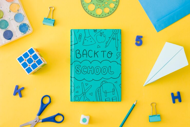 Book cover mockup with back to school concept Free Psd