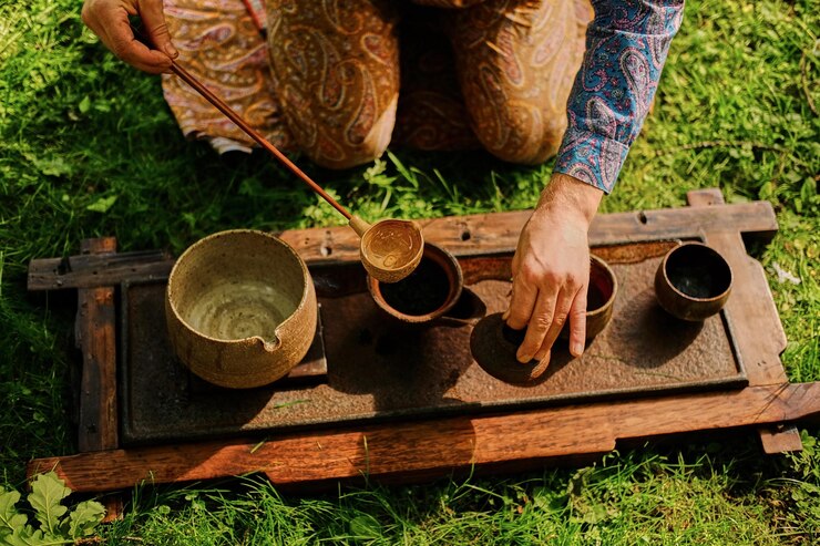 Chinese tea ceremony in a park. tea drinking in the open air. Free Photo