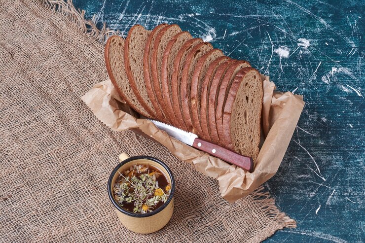 Dark Bread Wooden Tray With Drink 114579 29259