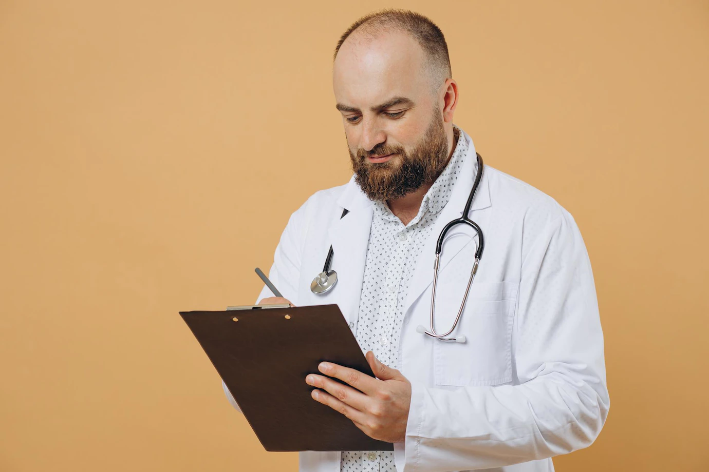 Male Doctor With Stethoscope Standing Isolated 1303 31041