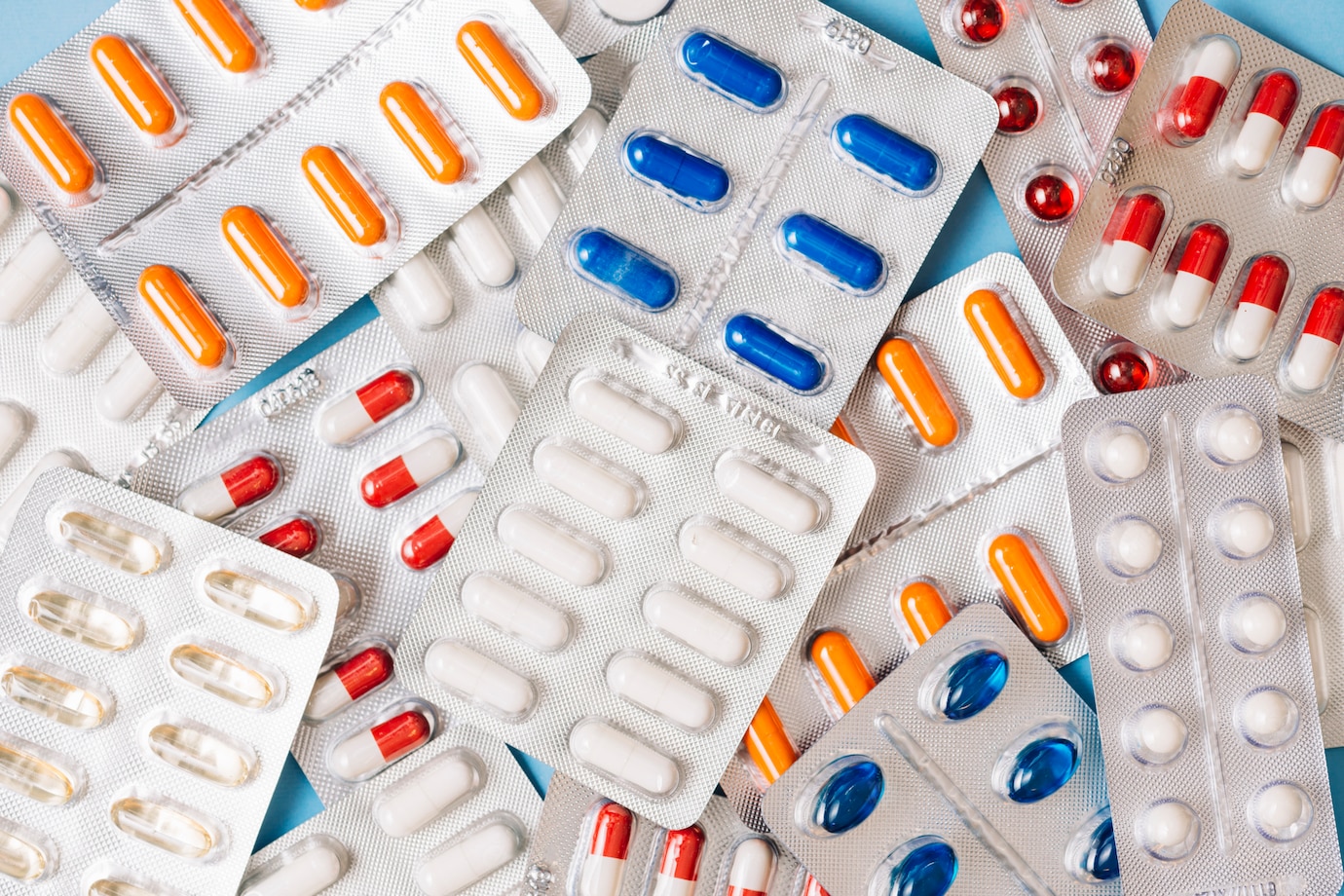 Pills Package 23 2147983066