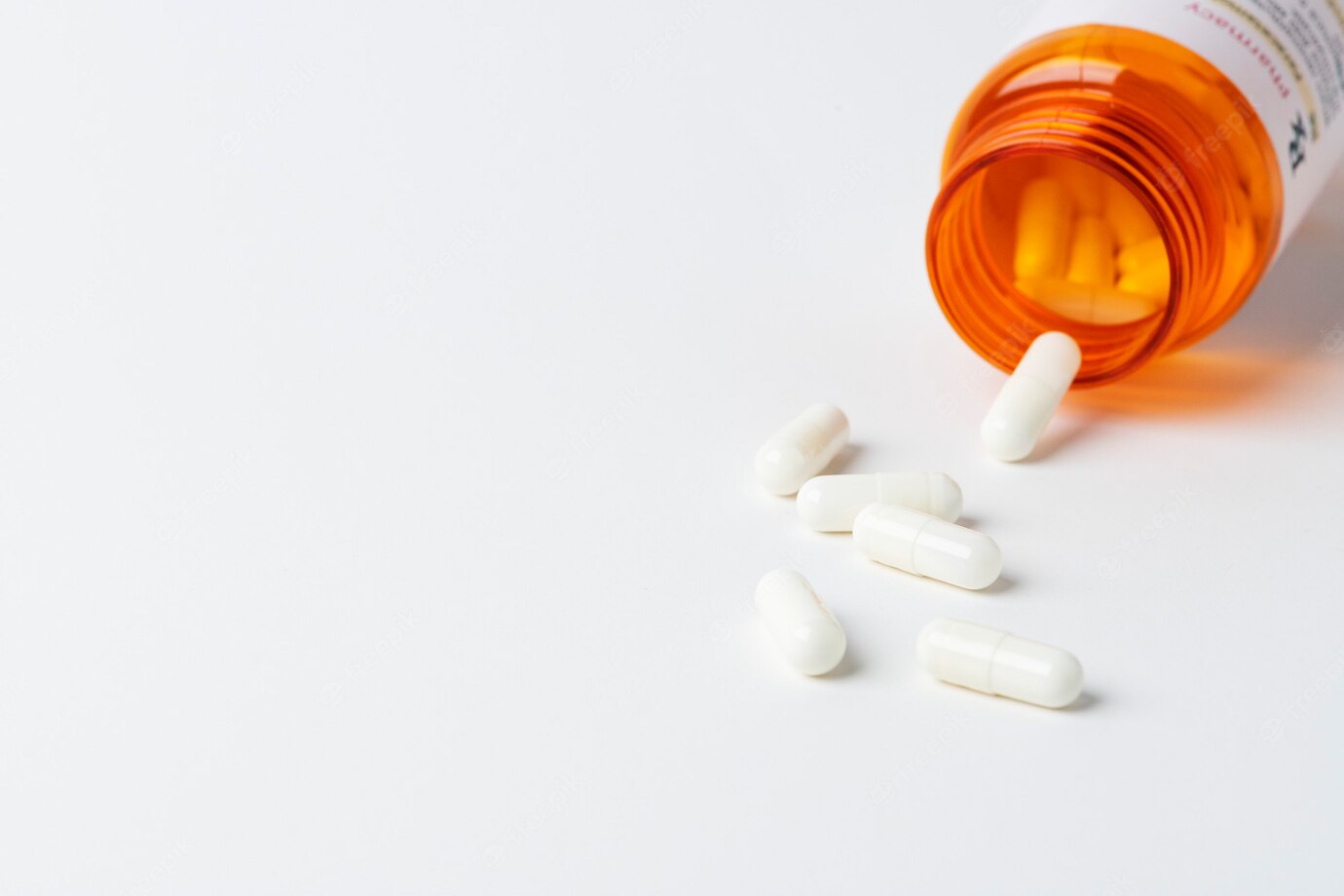 Pills Viral Disease Spilled From Bottle 53876 95033