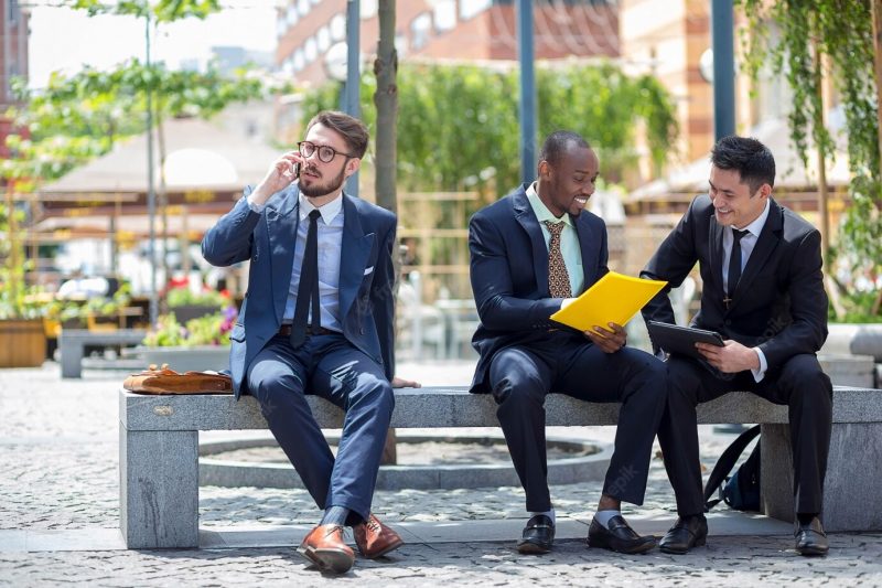 Portrait of multi ethnic business team Free Photo