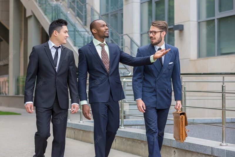 Portrait of multi ethnic business team Free Photo