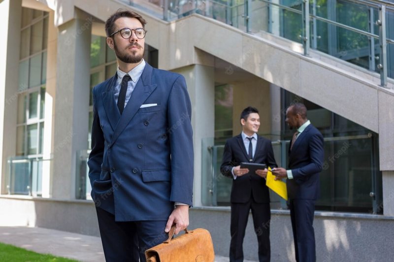 Portrait of multi ethnic business team Free Photo