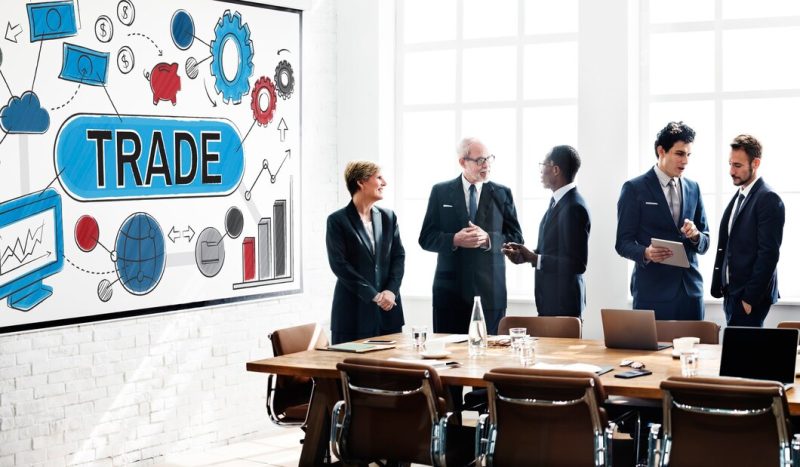 Trade swap deal exchange merchandise commerce concept Free Photo Trade swap deal exchange merchandise commerce concept Free Photo